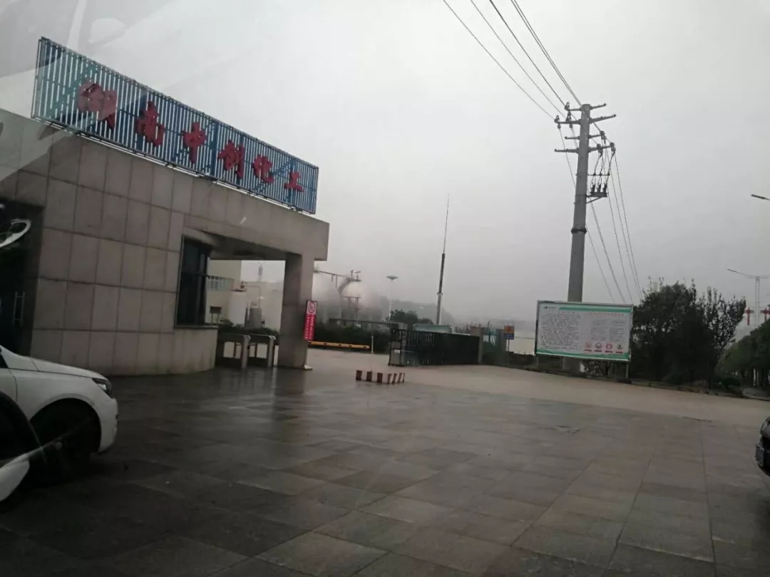 3dfcf01ec856b5c7315fbe8452022e8e.jpg